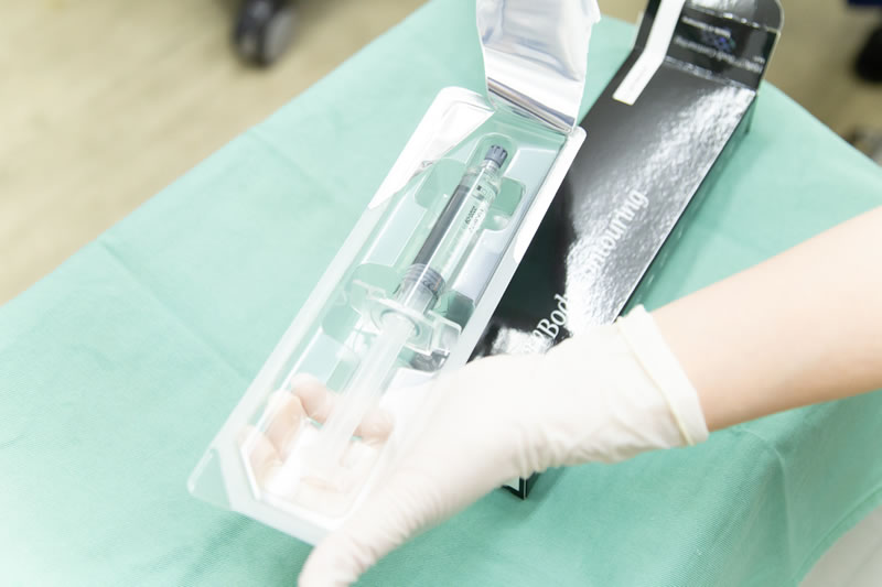 ヒアルロン酸 豊胸の効果を長持ちさせる５つの方法 共立美容外科 公式コラム 美容整形 美容医療専門クリニック