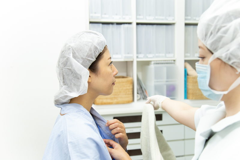 ヒアルロン酸 豊胸の持続期間はどれくらい 長持ちさせるコツと注意点 共立美容外科 公式コラム 美容整形 美容医療専門クリニック