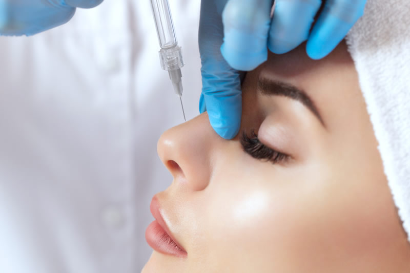 団子鼻を治す方法はある 美しい鼻に整える整形手術について解説 共立美容外科 公式コラム 美容整形 美容医療専門クリニック