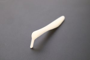 L字プロテーゼ