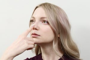 鼻先が高い女性