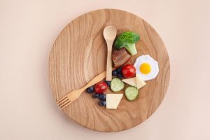 夜ご飯抜きダイエットのイメージ