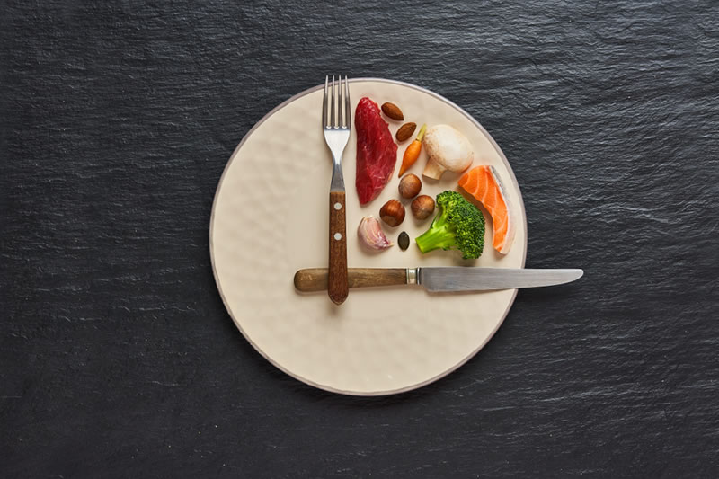 食事制限ダイエットのイメージ