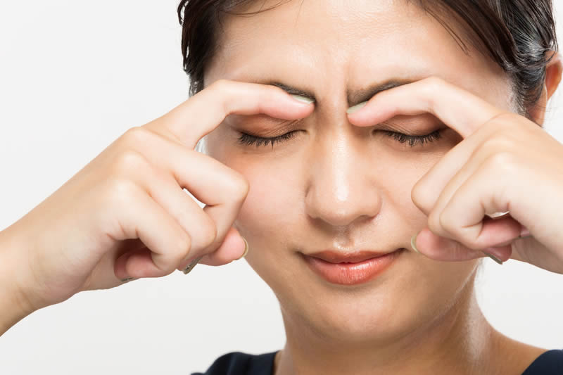 眼瞼下垂（がんけんかすい）とは？セルフチェック方法や原因、治療法について徹底解説　