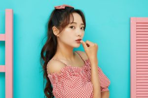 顔が小さい女性