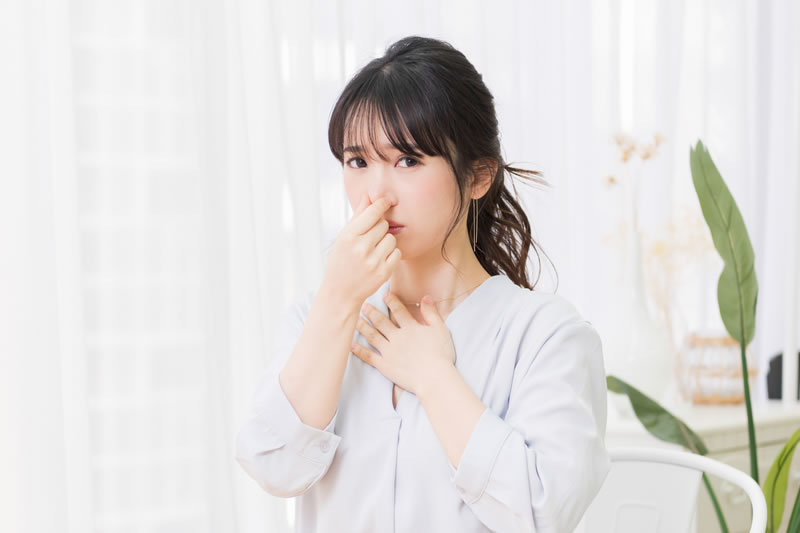 ダイエット中は体臭がきつくなる？ダイエット臭の原因やイヤな臭いの改善方法をご紹介