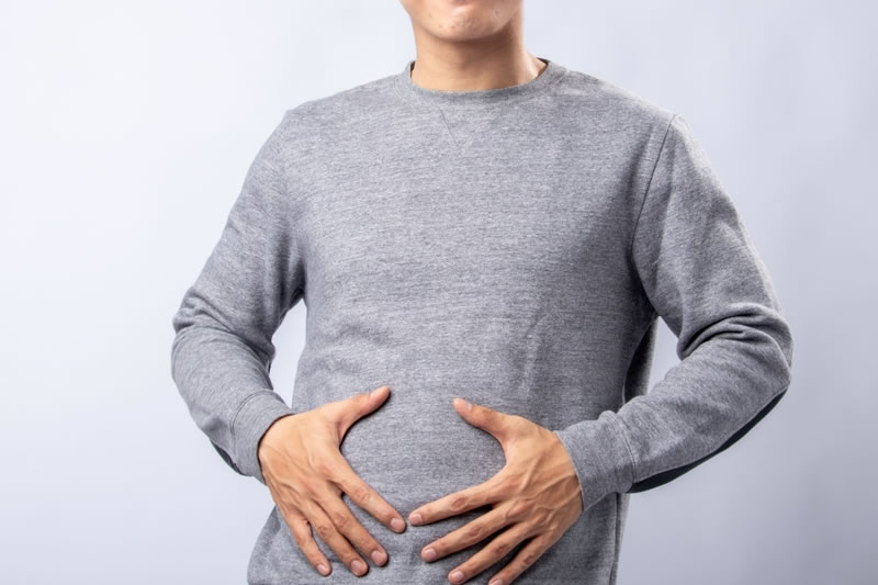 ポッコリお腹が気になる男性