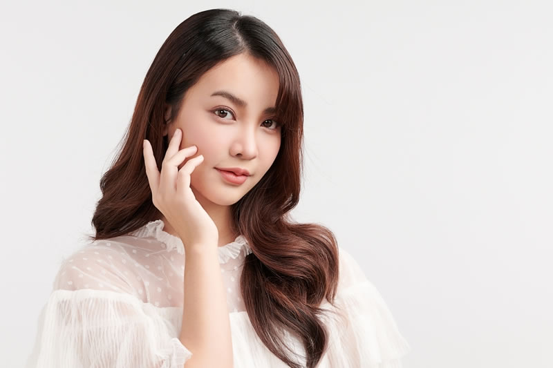 糸リフトのひきつれはいつまで続く？原因と悪化させないための注意点について解説