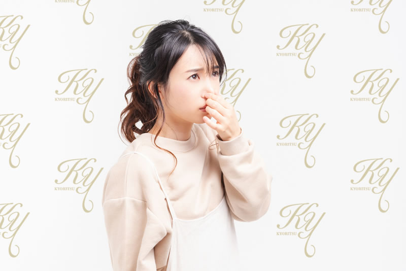 臭いを気にする女性