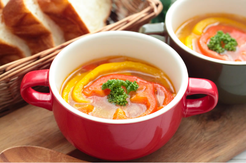 ニキビに良い食事や悪い食事。そしてニキビ要望のレシピもご紹介