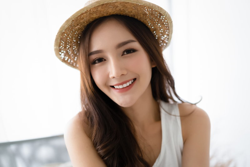 二重瞼の韓国人女性