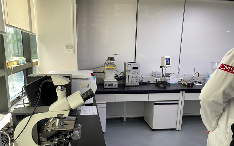 CELL FUSION Cの研究所のCMS LAB社