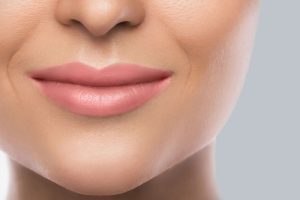 ほうれい線がきになる女性