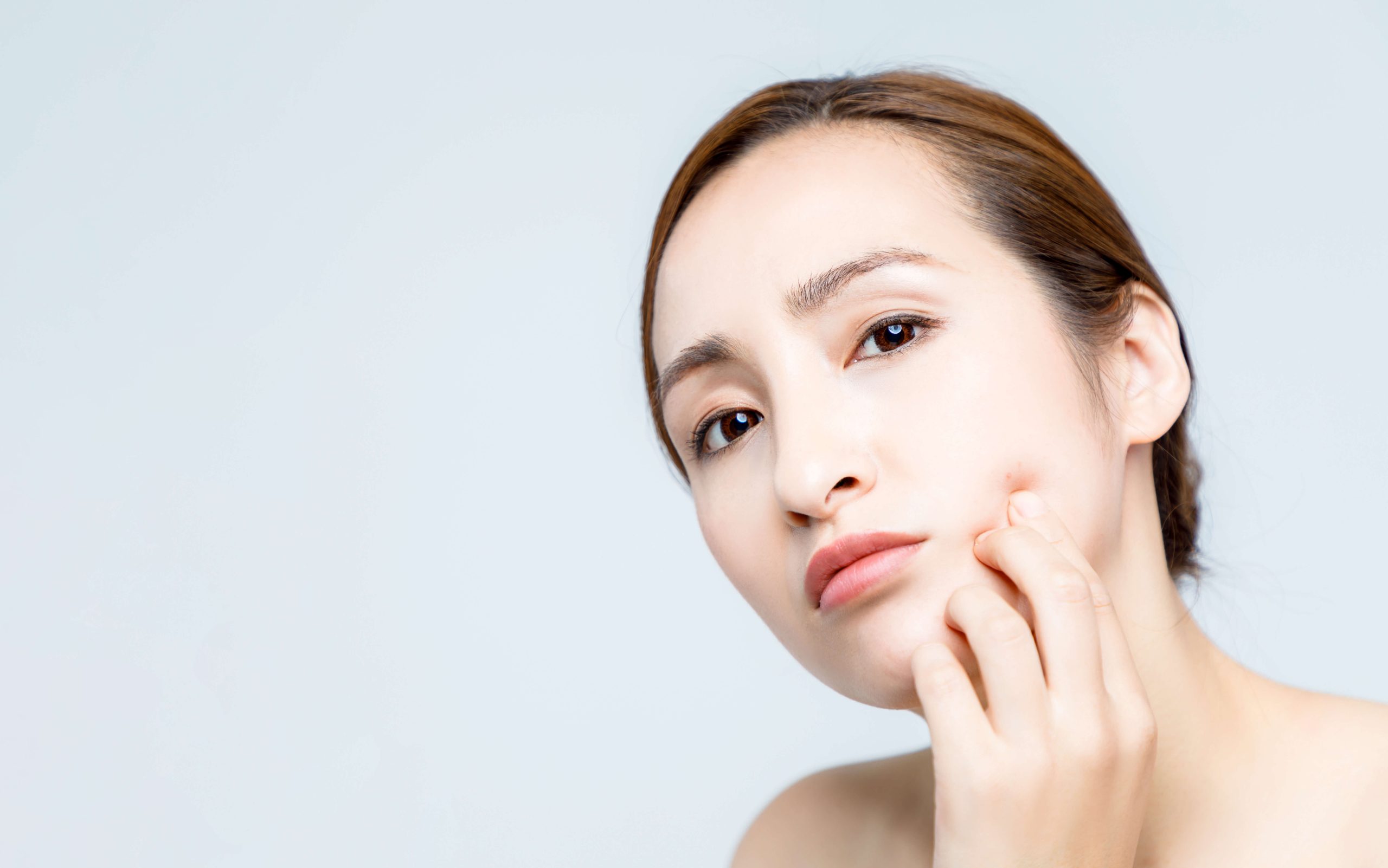 【憧れの小顔】セルフケアで失敗しない!プロの技術で叶える理想の美フェイスライン