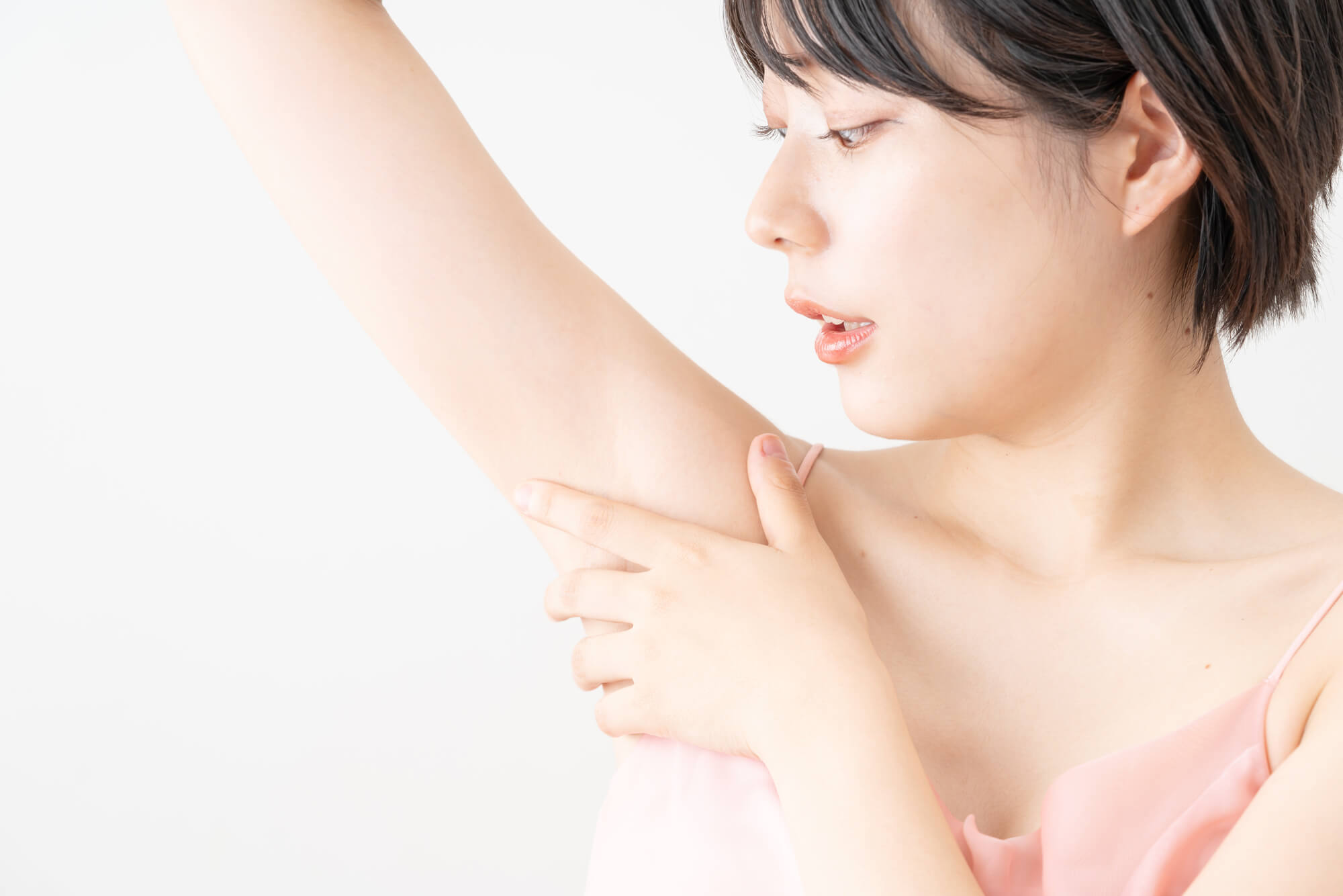 ワキガ治療のローラークランプ法は保険適用?実態を医師が解説
