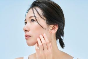 ヴェルベットスキンで肌の悩みを改善した女性