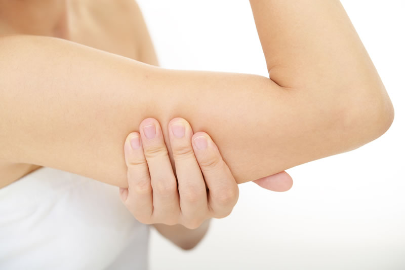 二の腕を細くしたい女性