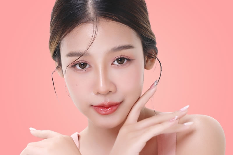 いちご鼻を改善した女性