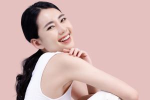 美容整形を考えている20代女性